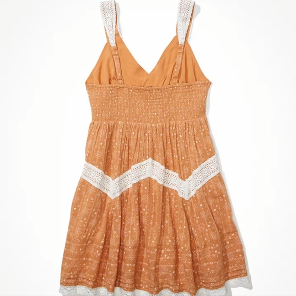AMERICAN EAGLE MINI LACE DRESS WITH POCKETS  SIZE XS EUC - Picture 4 of 5